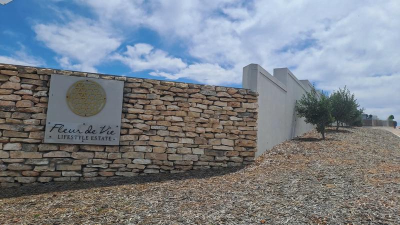 2 Bedroom Property for Sale in Stilbaai Wes Western Cape
